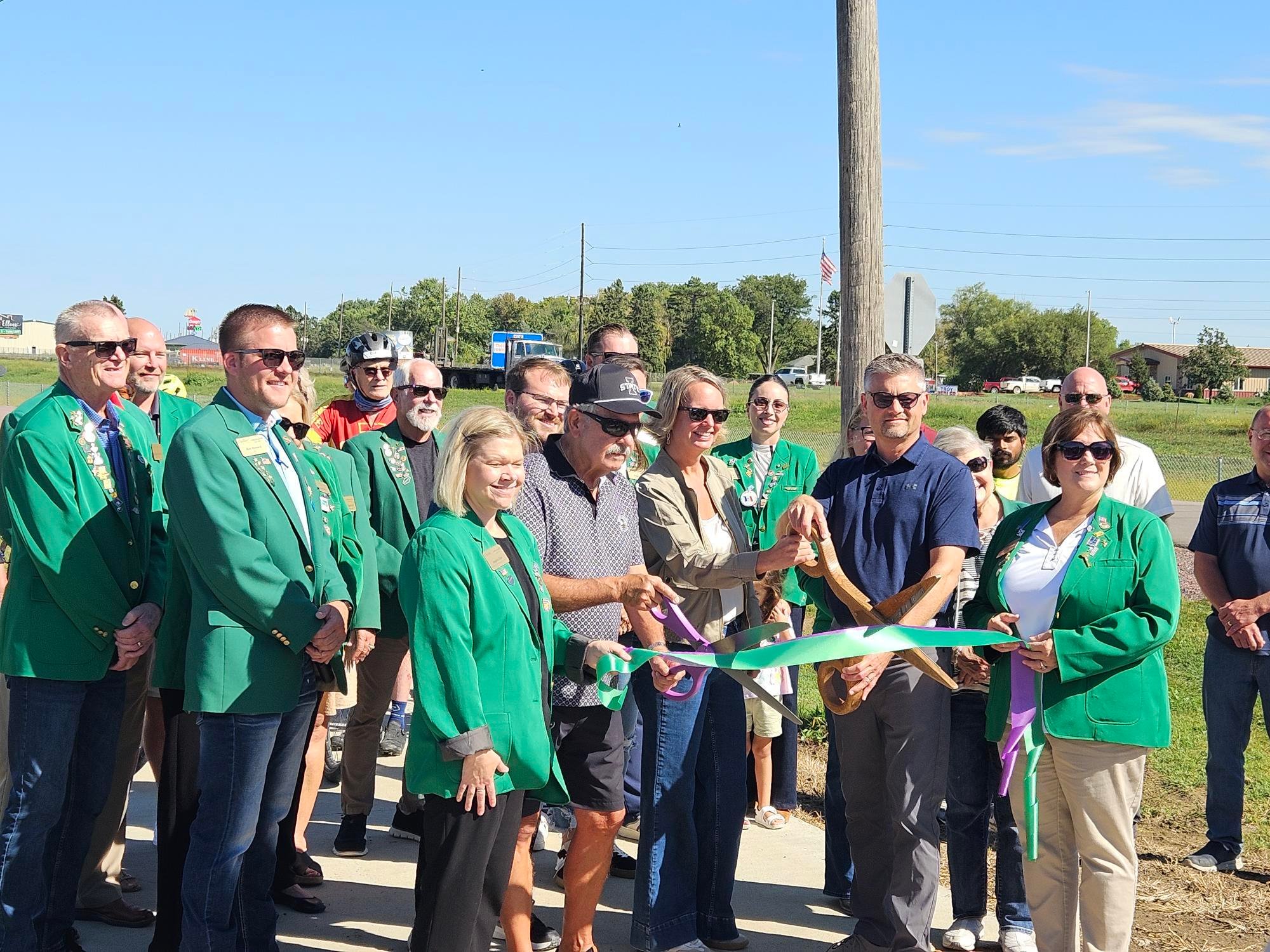 Trail ribbon cutting photo